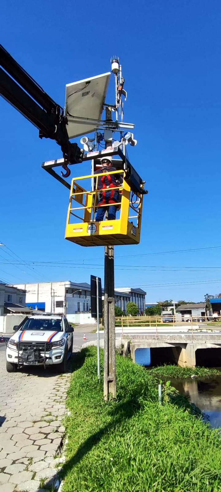 Defesa Civil de Itajaí inicia testes de sistema de alerta com sirenes no ribeirão da Murta