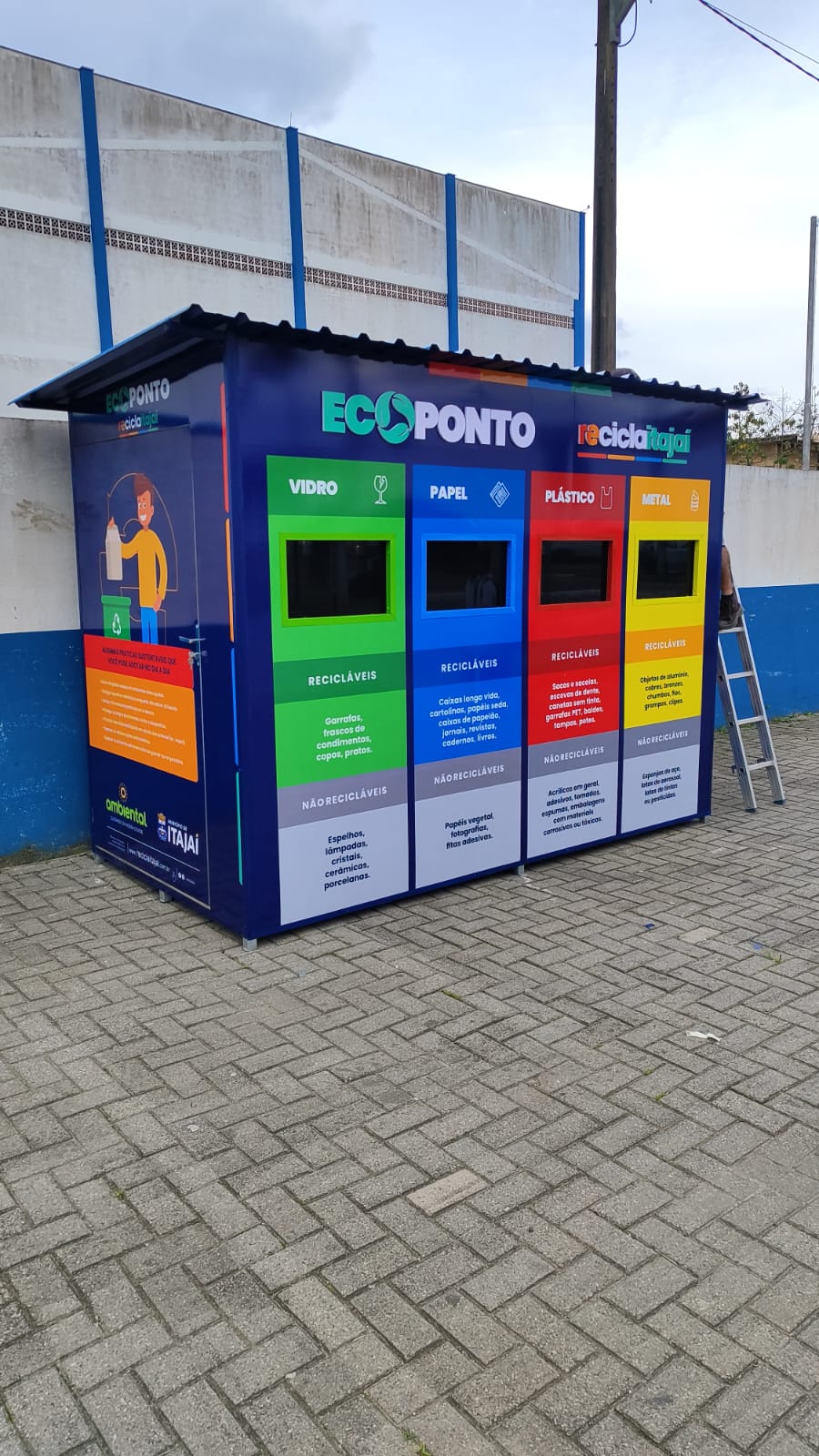 Itajaí tem quatro novos mini ecopontos para descarte de recicláveis