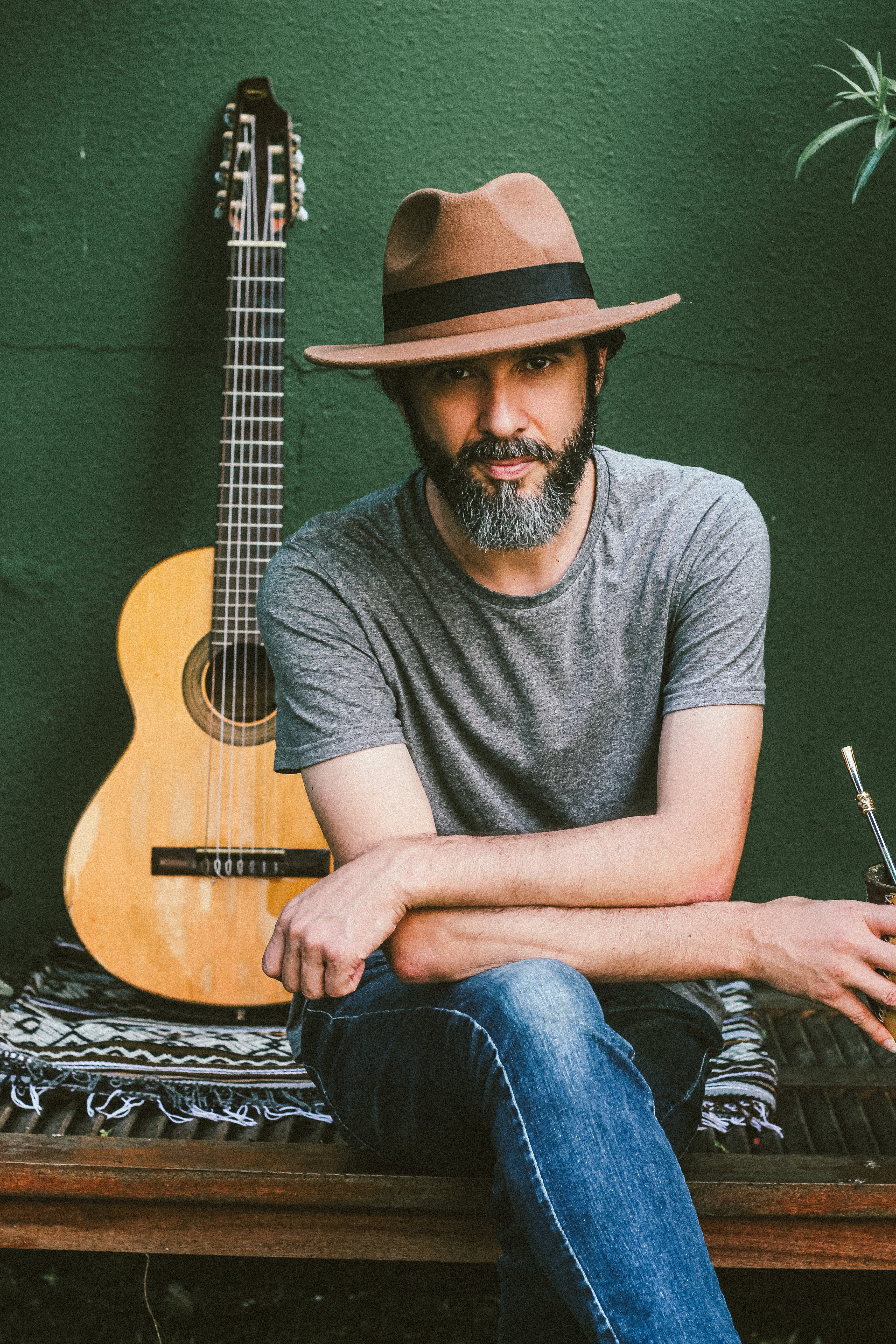 Tiago Brizolara e convidados apresentam-se na Casa da Cultura sábado (16)