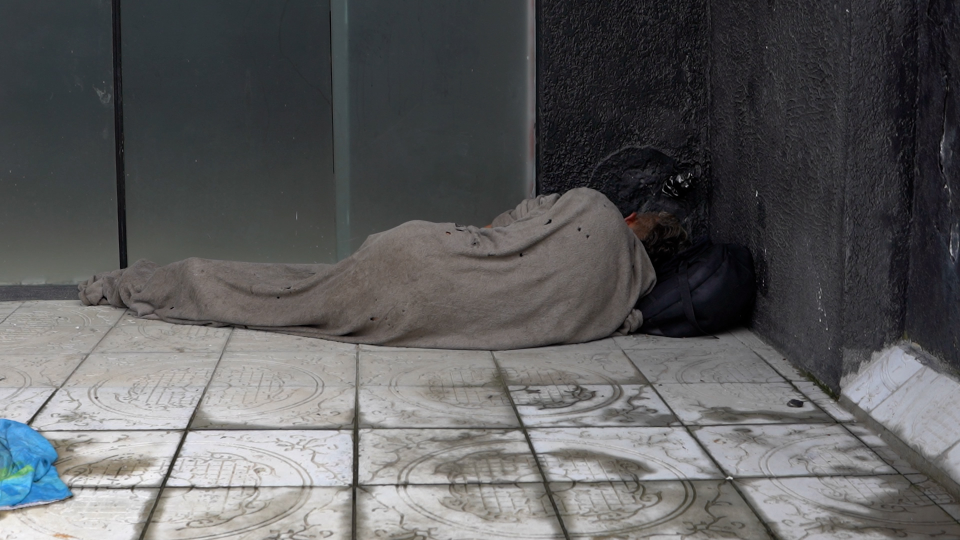 Terceira fase da Operação Recomeço oferece alternativas para 17 pessoas em situação de rua no bairro São Vicente