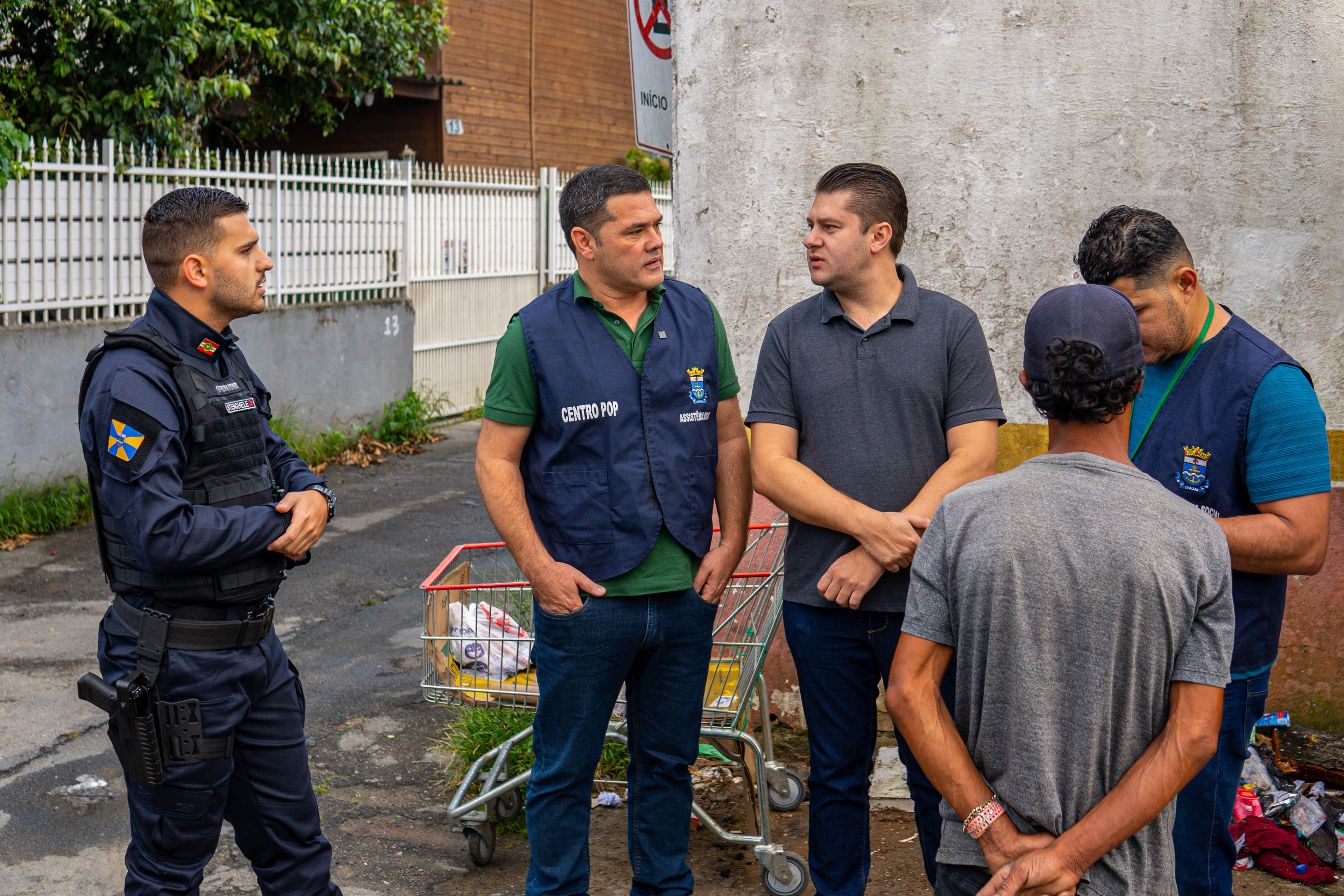 Operação Recomeço realiza ações no bairro São Vicente, em Itajaí