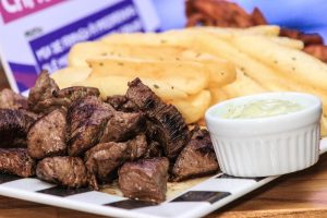 Cardápio-da-Marejada-2019-destaca-frutos-do-mar-e-opções-sem-glúten-e-sem-lactose_106875-Fotógrafoa-_-Marcos-Porto